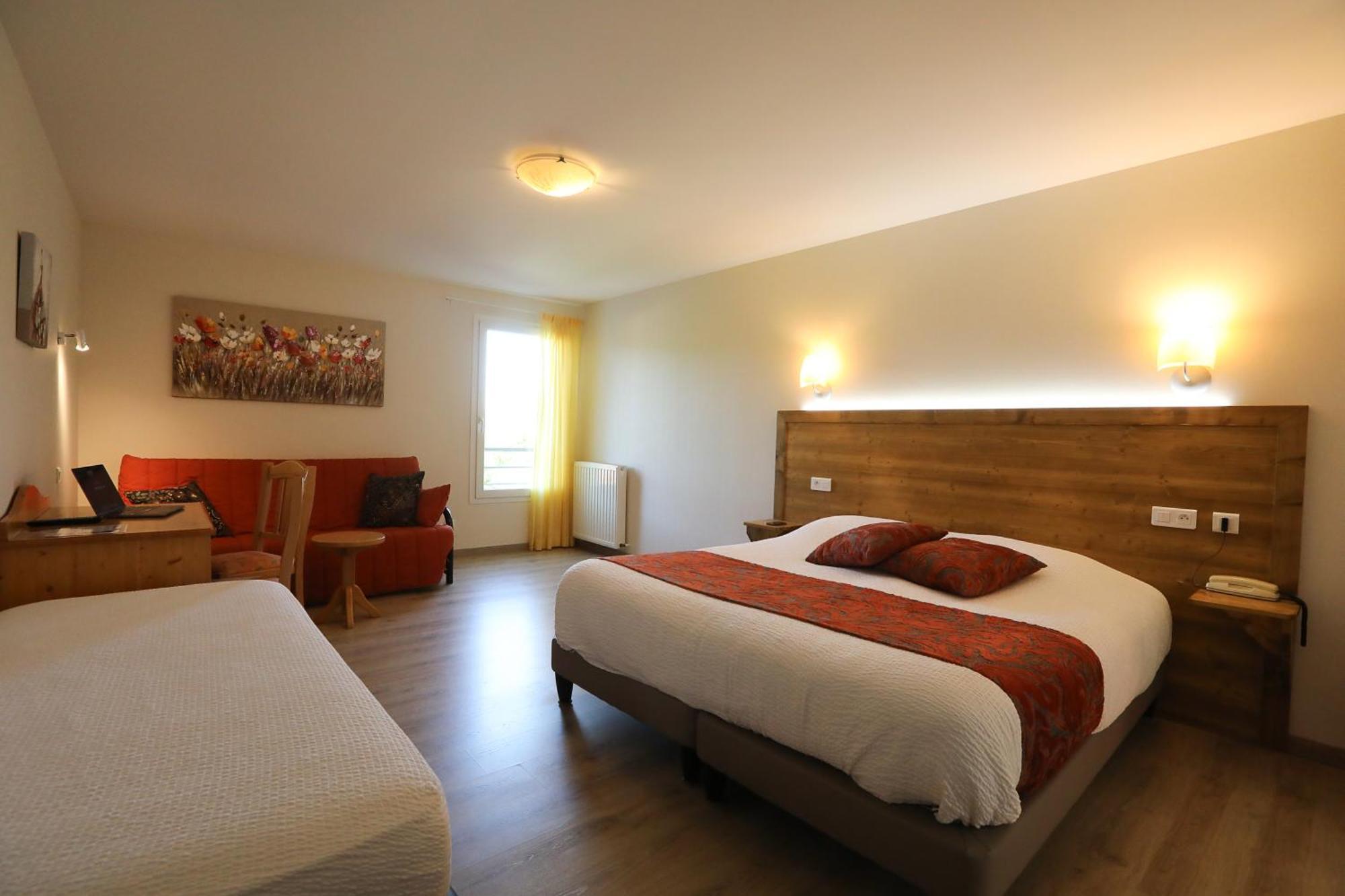 Logis Hotel Spa Restaurant Le Provence Lanarce Exteriér fotografie