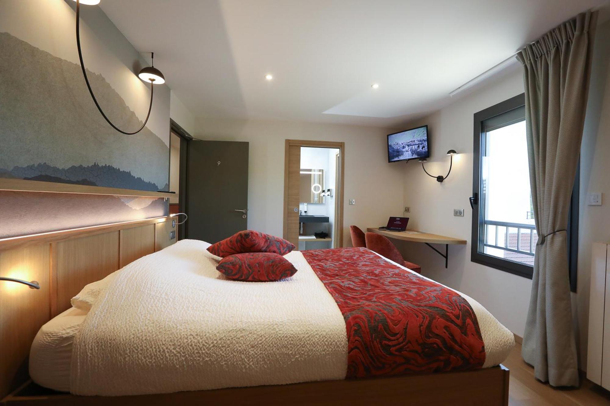 Logis Hotel Spa Restaurant Le Provence Lanarce Exteriér fotografie